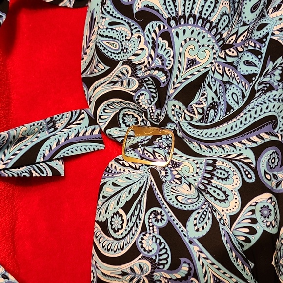 Assets by Spanx Swimsuit - Picture 2 of 4